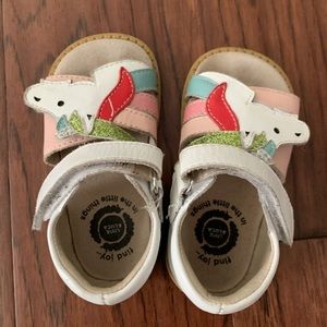 Livie and Luca toddler size 6 unicorn sandals